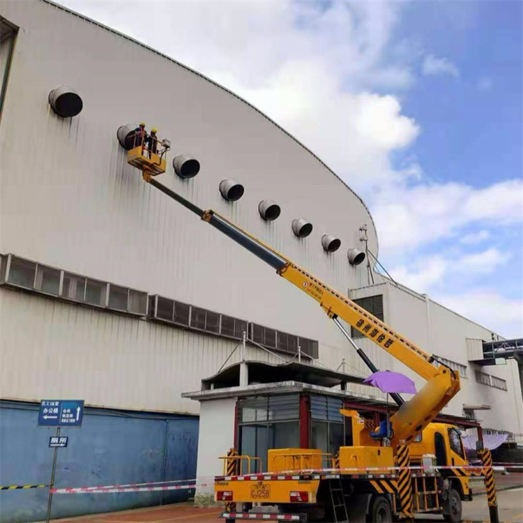 长汀县高空作业车出租服务：专业广告牌安装解决方案