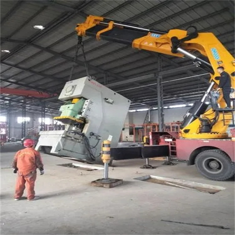 长汀县80吨折臂吊车出租附近电话